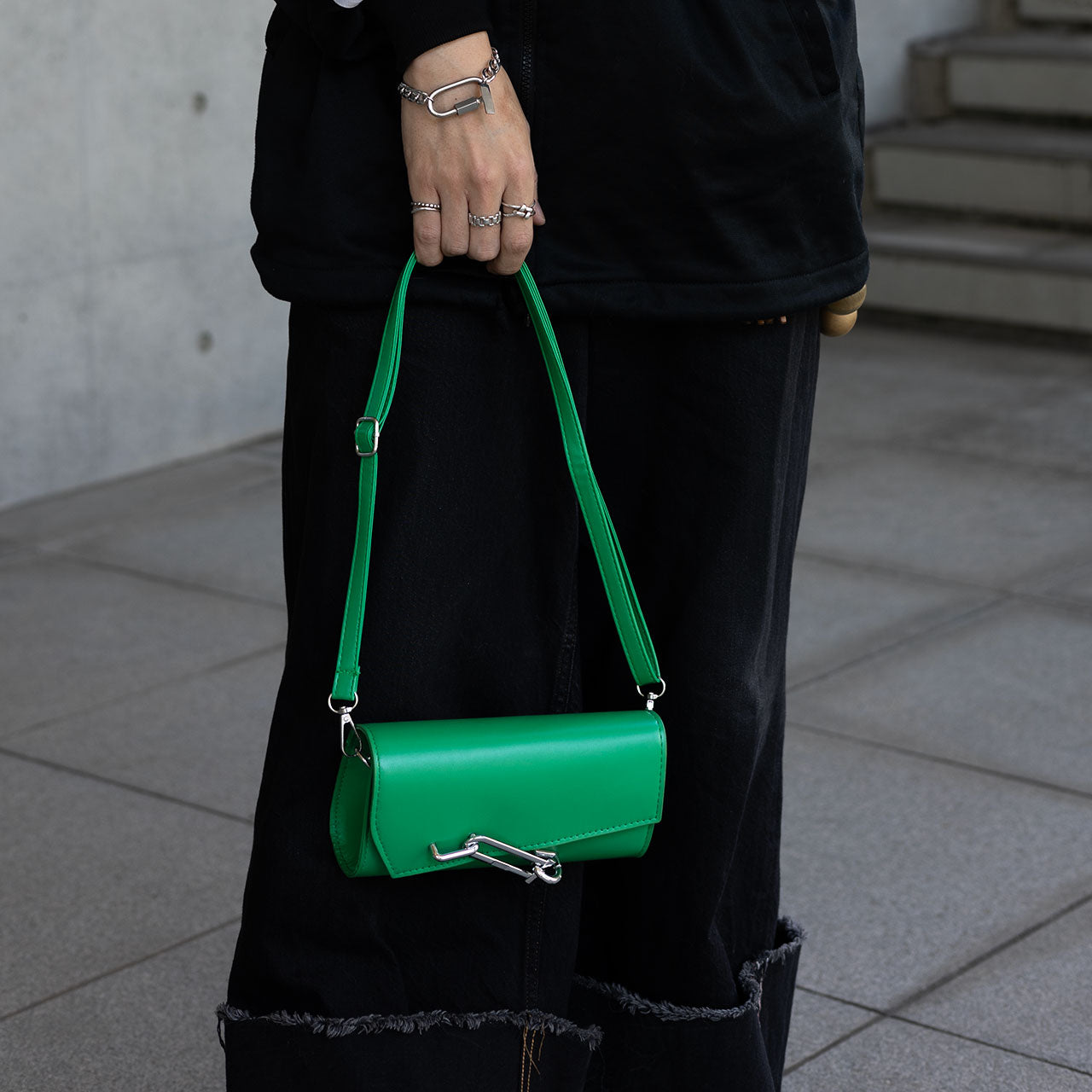 lock shoulder bag