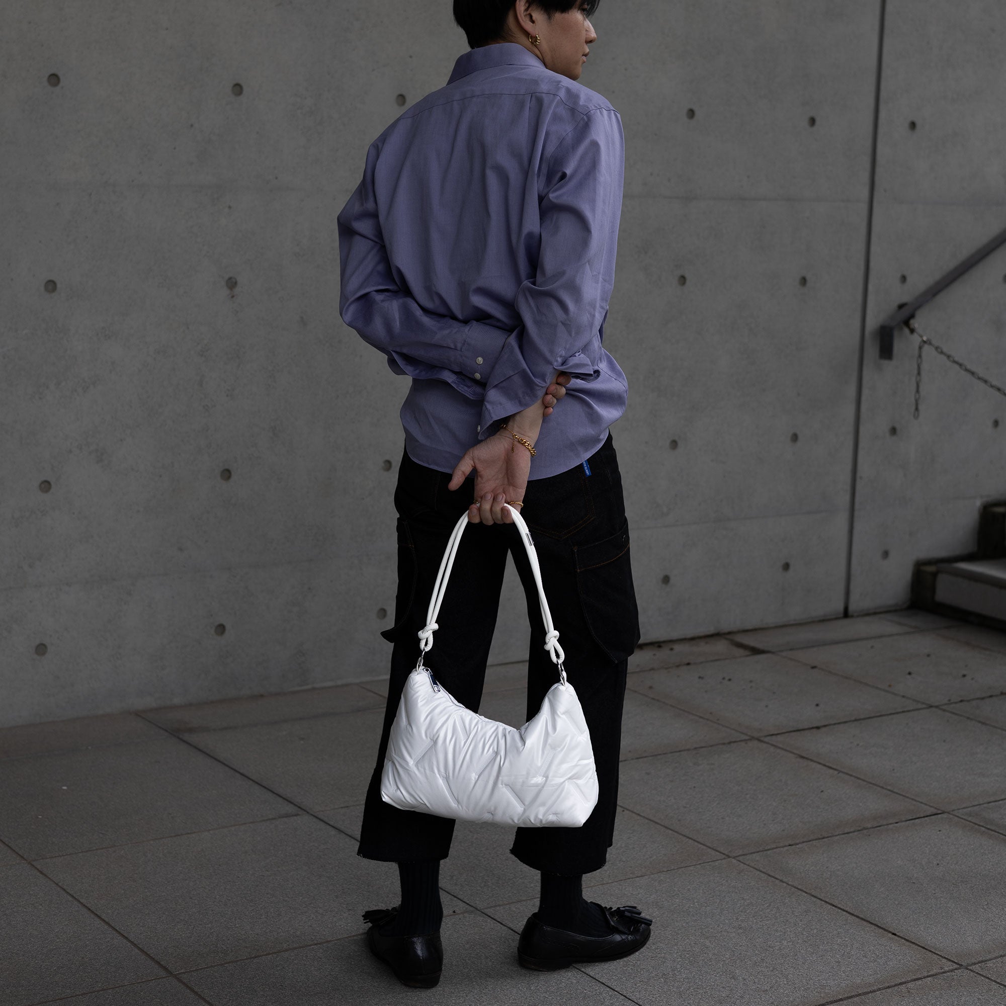 Volume hand bag