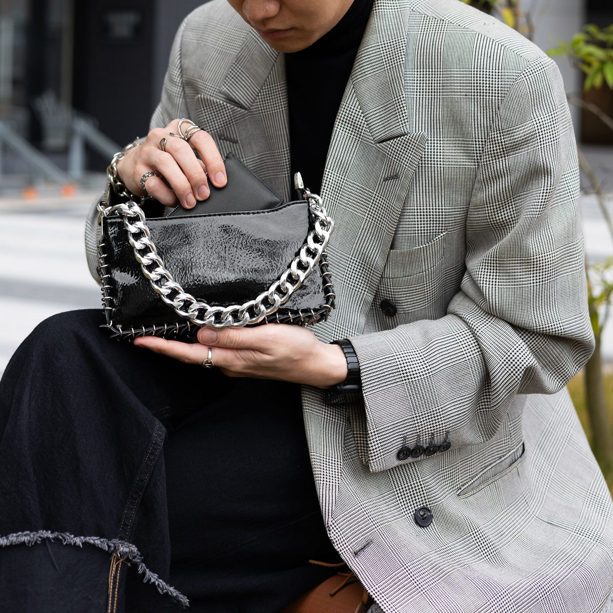Chain porch bag
