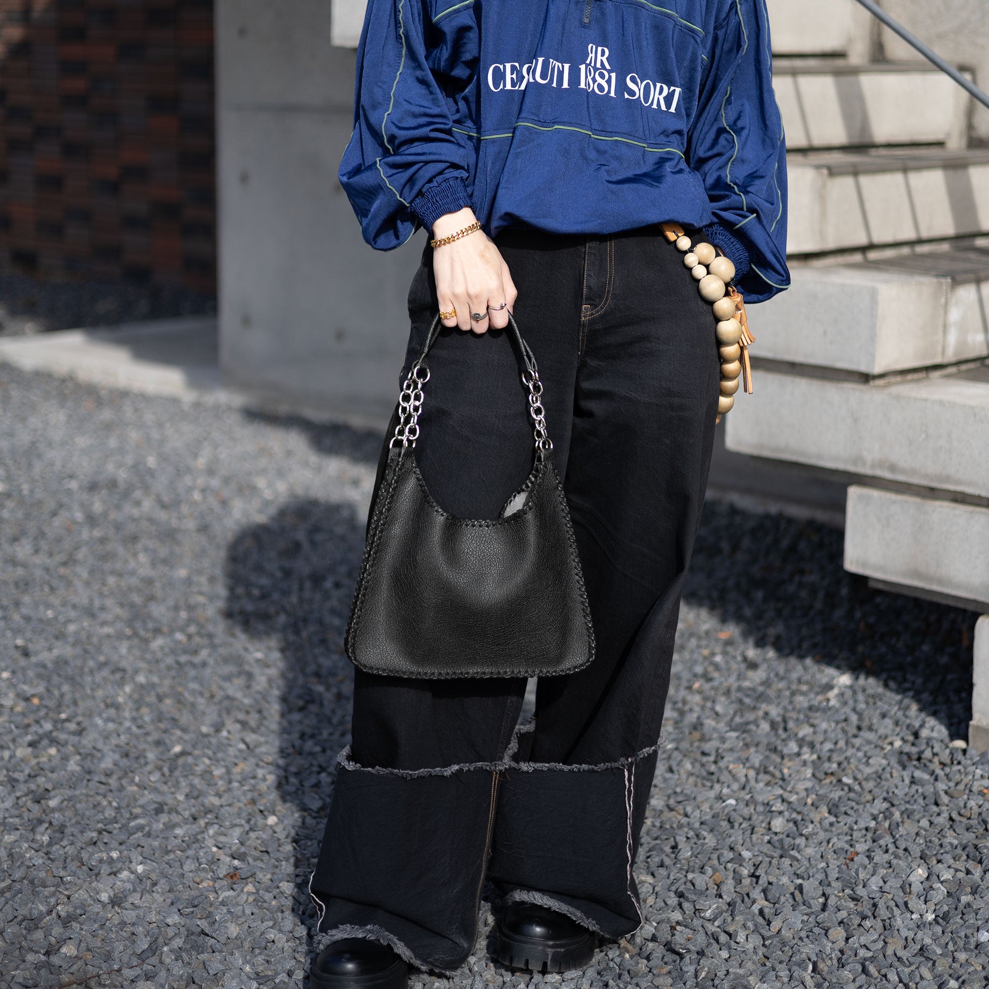 Chain handle bag